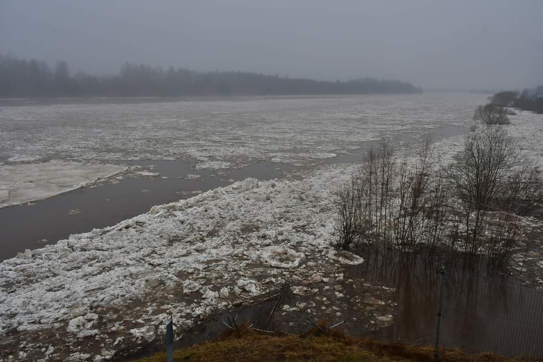 Izsludināts plūdu sarkanais brīdinājums Daugavā pie Jēkabpils (Foto ...