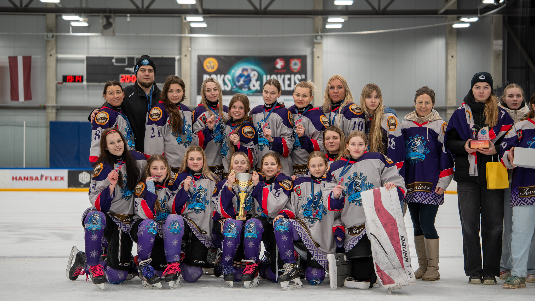 Sieviešu hokejs "Roks & hokejs" festivālā – saruna ar Valteru Midegu 