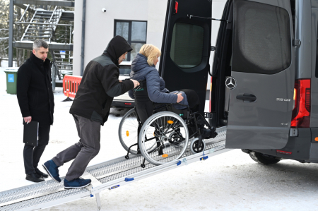 Preiļu novadā darbu uzsāks jauns, mūsdienīgs specializētais transports iedzīvotāju mobilitātei (FOTO)