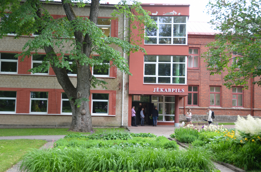 Notiks vērienīga vides un infrastruktūras uzlabošana Jēkabpils 2. vidusskolā un Jēkabpils Valsts ģimnāzijā
