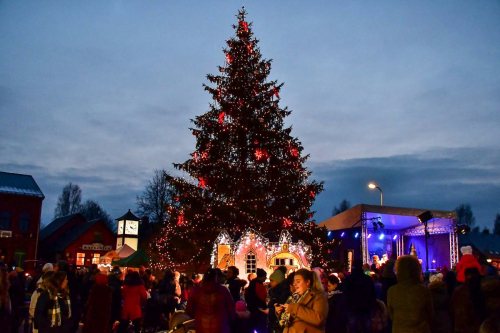 Jēkabpilī Ziemassvētku egli iedegs 8.decembrī