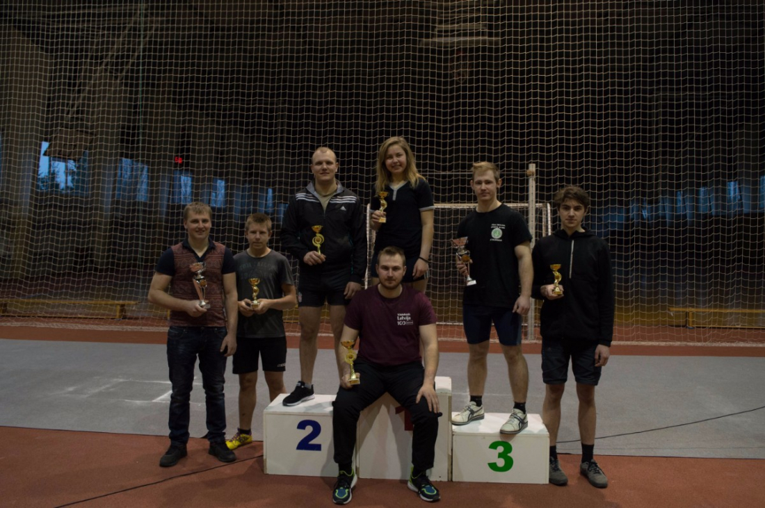 Norisinājies pirmais starptautiskais turnīrs svarbumbu sportā Jāņa Āboliņa piemiņai