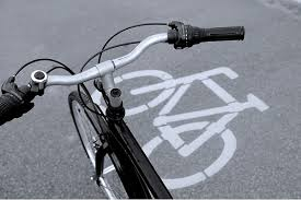 Gājēju un velosipēdistu celiņa izbūvei Krustpils novadā pirks zemesgabalu 8000 eiro vērtībā