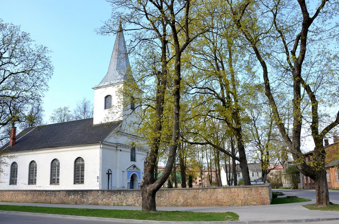 Jēkabpils Sv. Miķeļa baznīca aicina uz Pūpolsvētdienas koncertu (Lieldienu dievkalpojumu saraksts)