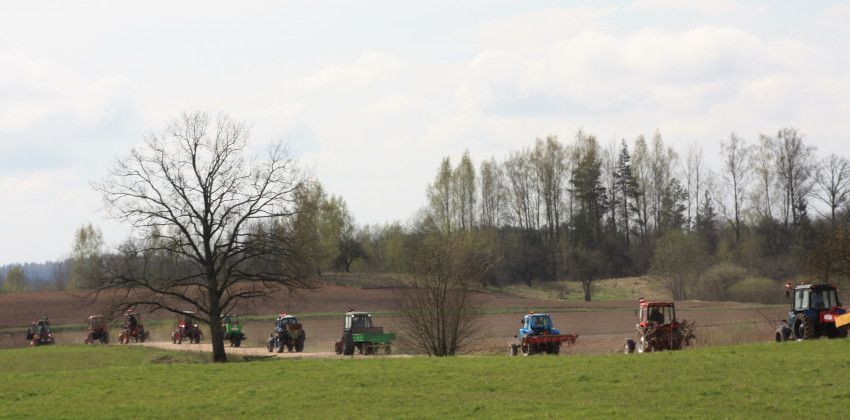 Sēlpilī notiks tradicionālā traktoru parāde