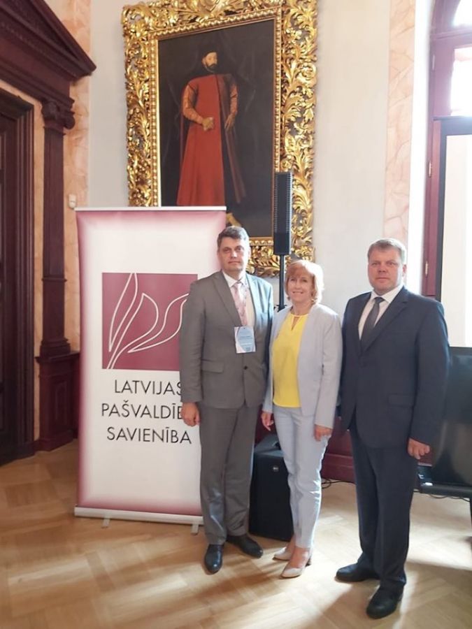 Jēkabpils domes vadība Rīgā piedalās Latvijas Pašvaldību savienības 30.kongresā