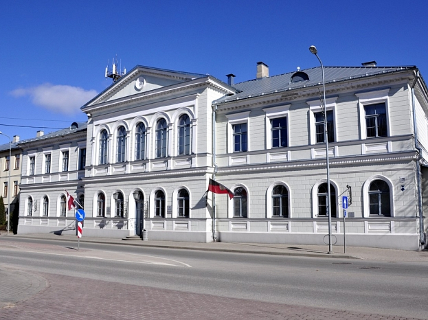 Jēkabpils domē nepietiekama balsojuma dēļ, neapstiprina svarīgu lēmumu