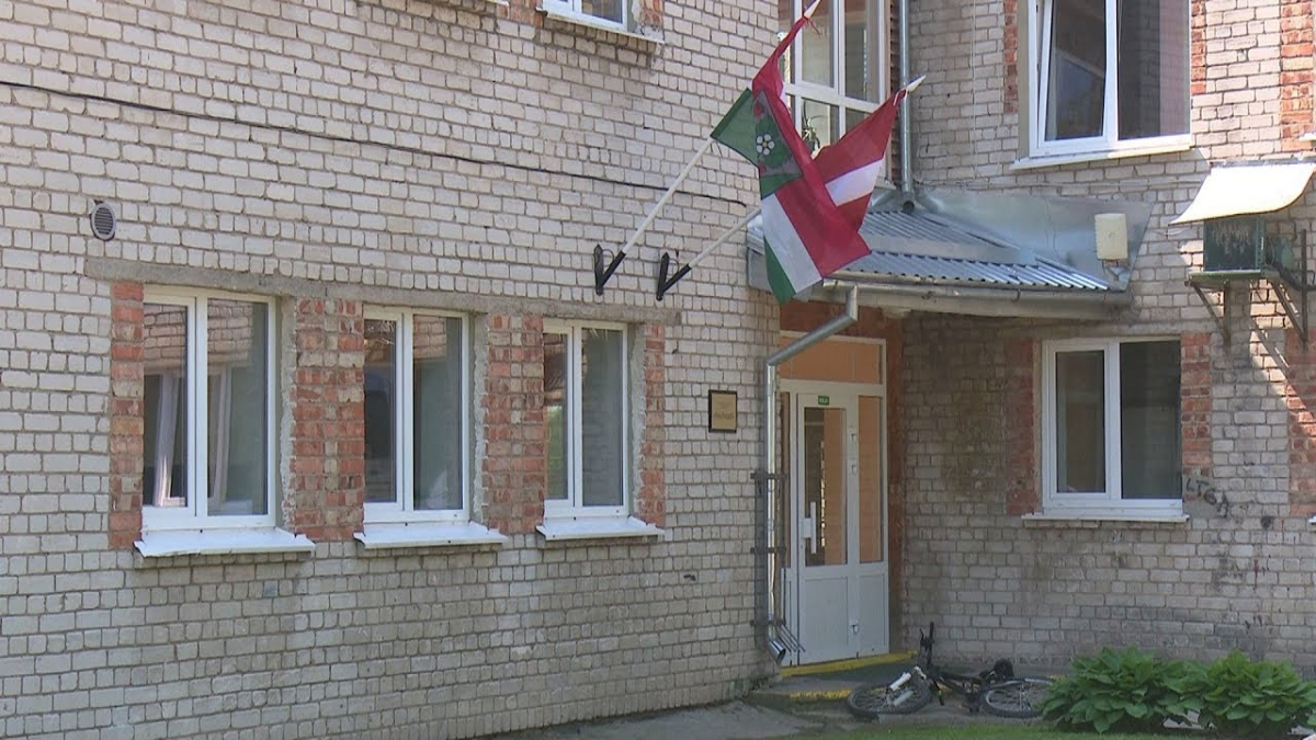 Salas novada dome lemj vairs nenodrošināt pakalpojumus bāreņiem ģimenes aprūpes centrā "Saulstari"