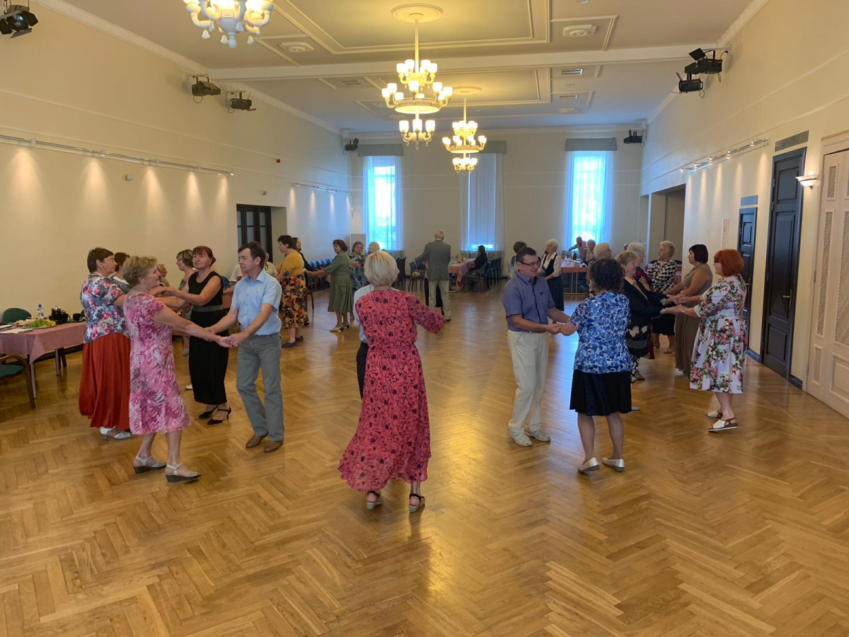 No oktobra Jēkabpilī sākas senioru deju nodarbības "Ar deju uz veselību"
