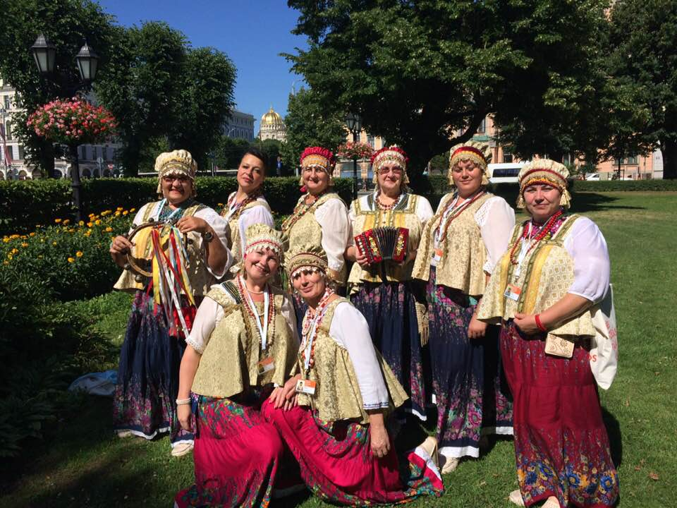 Krustpils kultūras nama ansamblis "Bariņa" aicina uz koncertu "Draugu tikšanās rudenī"