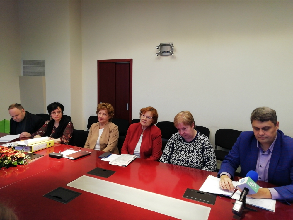 Jēkabpils pilsētas Apbalvojumu piešķiršanas komisija aicina deputātus ievērot politisko inteliģenci (AUDIO)