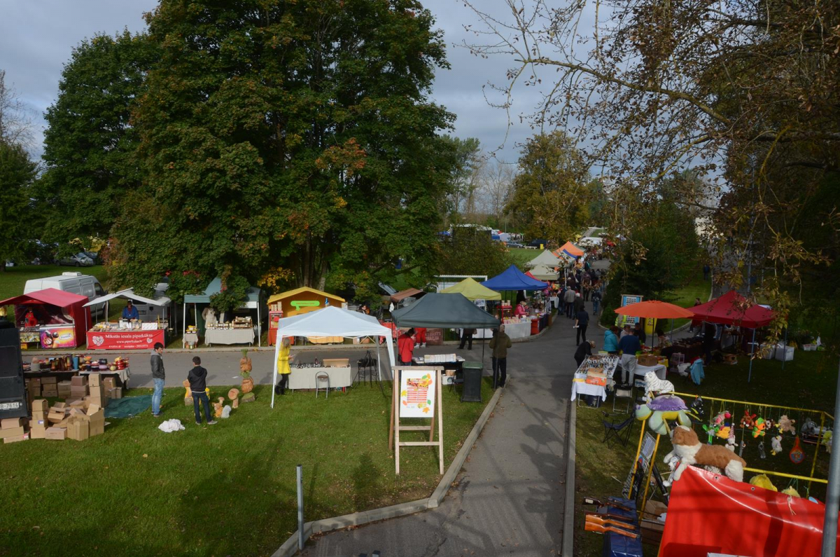 Svētdien Krustpils saliņā norisināsies Miķeļdienas gadatirgus un festivāls “Lustes Jēkabpilī”