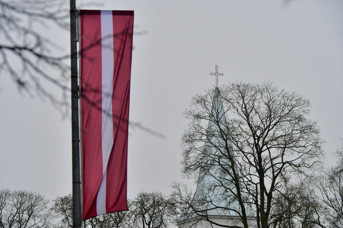 Latvijā svin valsts proklamēšanas 102.gadadienu