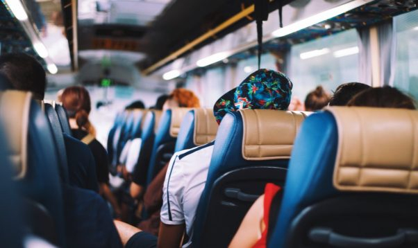 Svētdien autobusā Rīga-Jēkabpils-Daugavpils braucis ar Covid-19 slims pasažieris