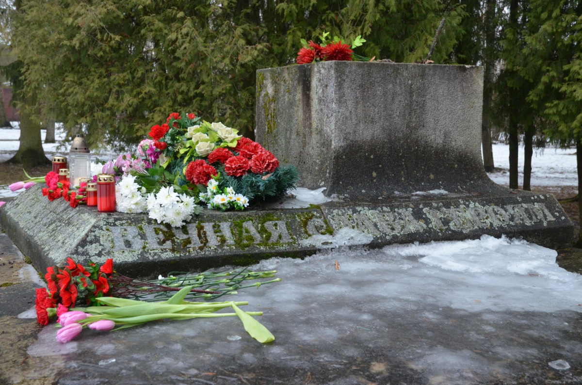 Sapulces un piketus nedrīkstēs organizēt tuvāk par 200 metriem no padomju armiju slavinošiem pieminekļiem