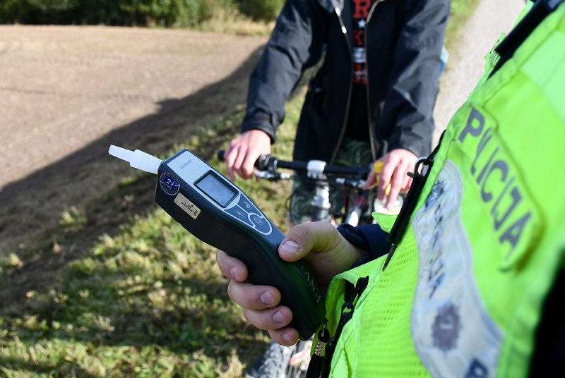 Jēkabpilī velosipēdistam, par braukšanu 2,56 promiļu reibumā, sods -170 eiro