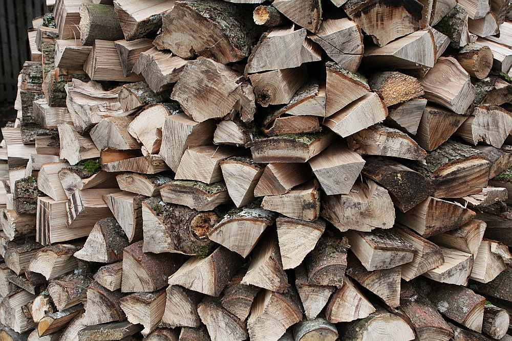 Jēkabpils novadā visbiežāk pieprasītais apkures atbalsts – atlīdzība par iegādāto malku bez čeka