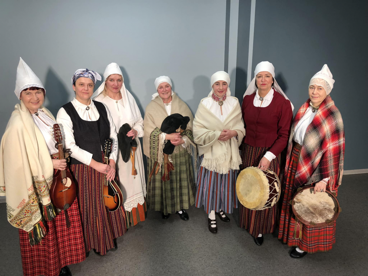 Pirmo Tradicionālās kultūras izcilības balvu folklorā saņem Iveta Tāle un Otaņķu etnogrāfiskais ansamblis