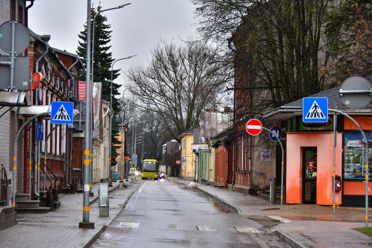 Nākamnedēļ gaidāms atkusnis, nokrišņi un brāzmains vējš