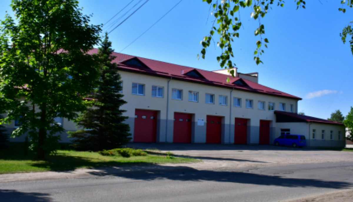 Jēkabpils ugunsdzēsēji glābēji brīvdienās saukti sešas reizes dzēst kūlas ugunsgrēkus un vienu reizi palīdzēt pēc avārijas