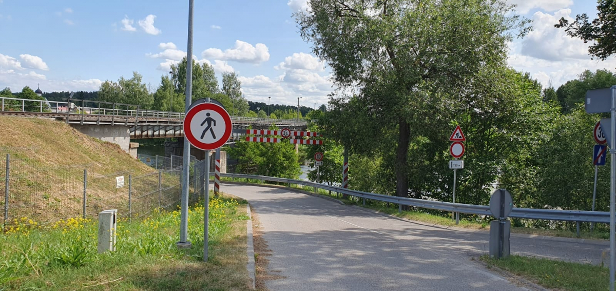 Uzklausot iedzīvotāju protestus, Līvānu novada pašvaldība maina ieceri aizliegt gājēju kustību Upes ielas posmā