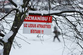 VUGD atgādina: uz ledus atrasties ir bīstami