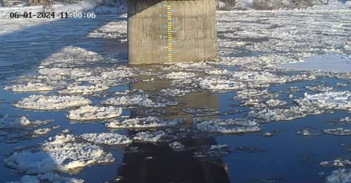 Šonakt (06.01.24.) sācis paaugstināties ūdens līmenis Daugavā pie Jēkabpils