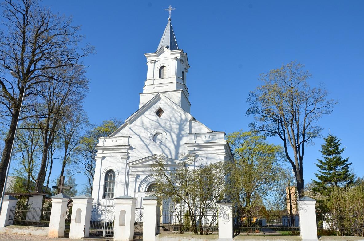 Lieldienu dievkalpojumi Jēkabpils Romas katoļu draudzē