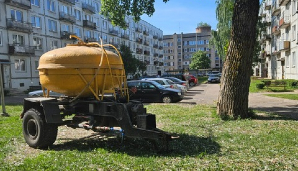 Jēkabpilī, Pils mikrorajonā maina ūdensvadu, atslēgta ūdens padeve. Dzeramais ūdens Pils rajonā pieejams no mucas un pilsētas brīvkrānos