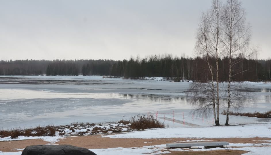 Aizliedz kāpt uz ledus vairākās Jēkabpils novada ūdenstilpēs