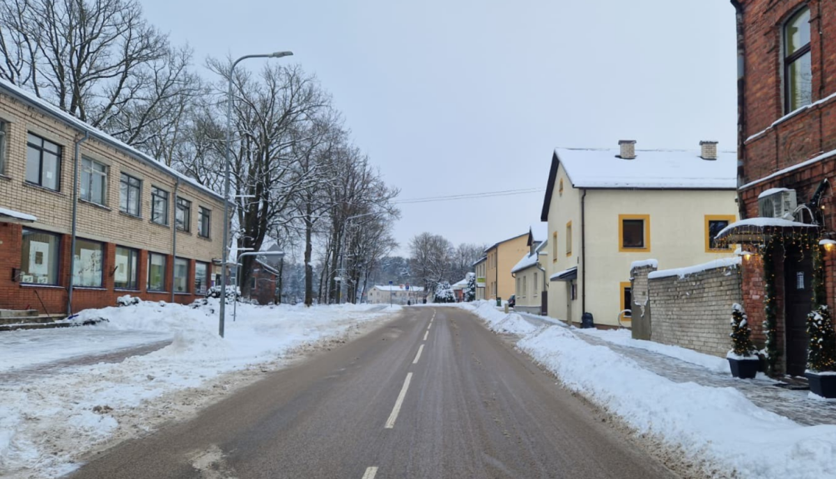 Līvānos veikta bojāto LED gaismekļu maiņa