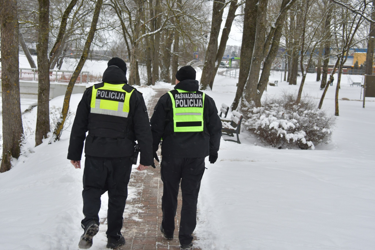 Jēkabpils novadā šogad vairāk naudas sabiedriskajai kārtībai un drošībai; prioritāte preventīvais darbs, ne protokolu skaits