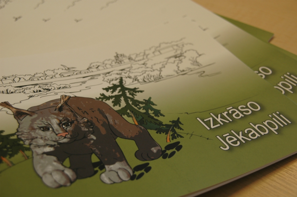 Izdota grāmata mazajiem jēkabpiliešiem „Izkrāso Jēkabpili” (FOTO)
