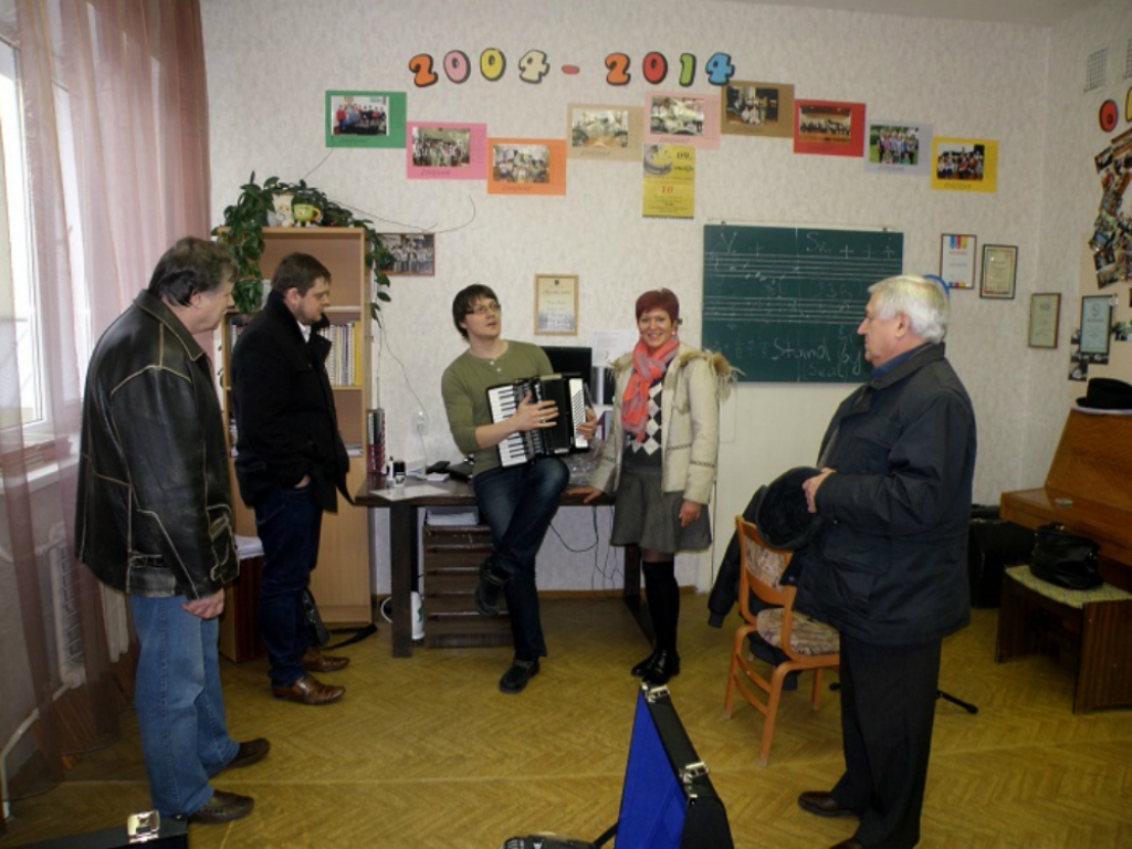 Preiļu Mūzikas un mākslas skolas akordeonistu orķestrim jauni akordeoni (FOTO)