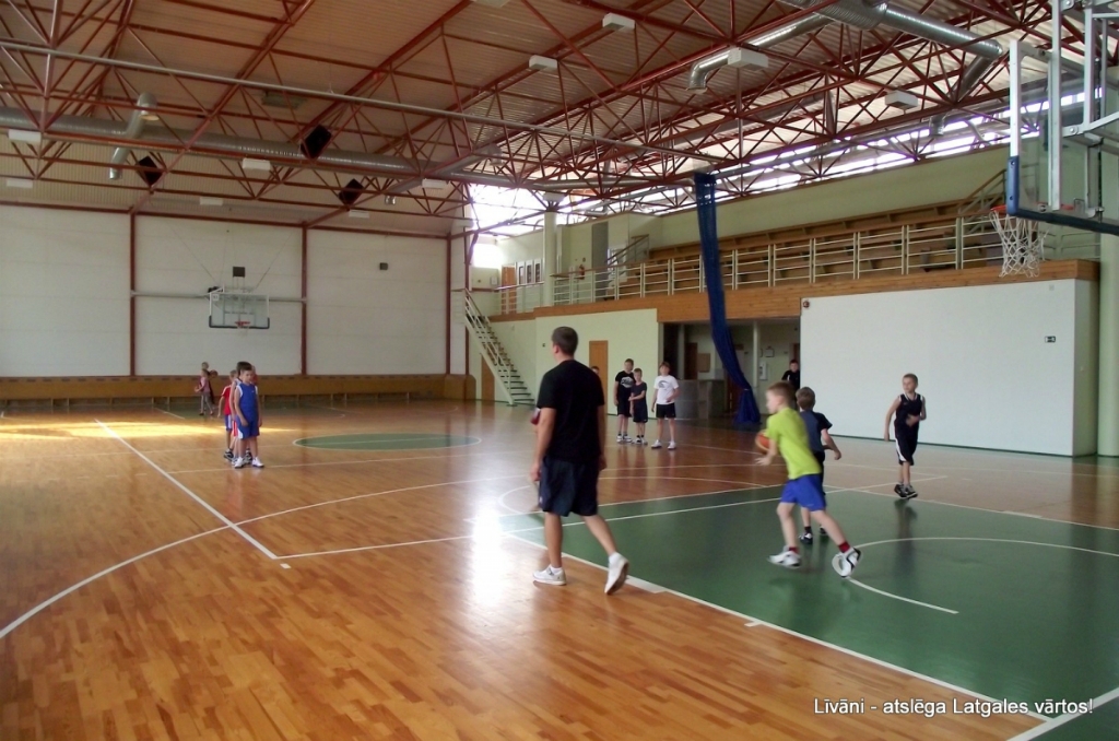 Līvānu Bērnu un jaunatnes sporta skolas direktora amatam virzīs Indru Iesalnieci