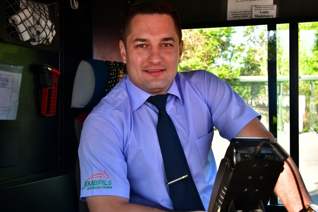 Jēkabpils autobusu parka šoferiem jaunas formas