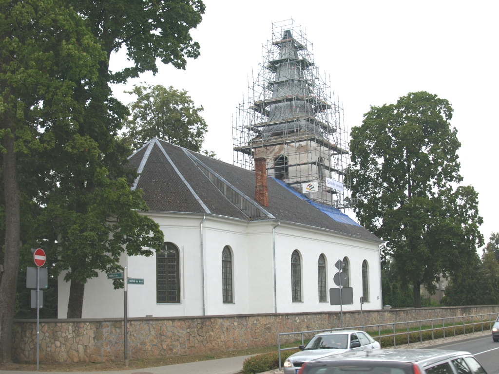 Labdarības koncertos vāks ziedojumus Jēkabpils Sv.Miķeļa evaņģēliski luteriskās baznīcas atjaunošanai