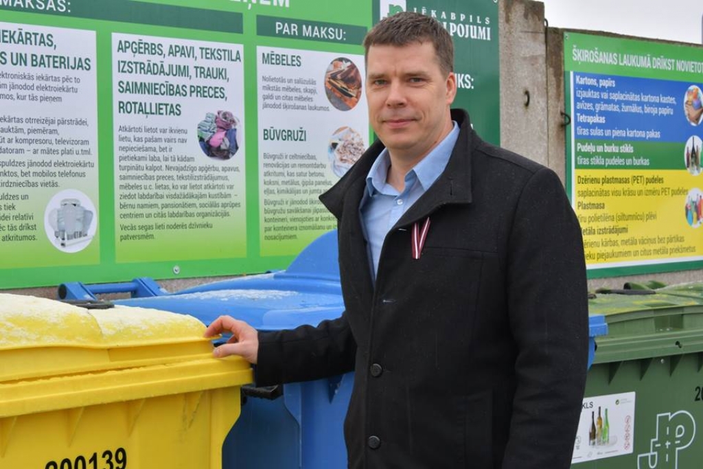 Jēkabpilī atklāts jauns atkritumu šķirošanas laukums (FOTO)