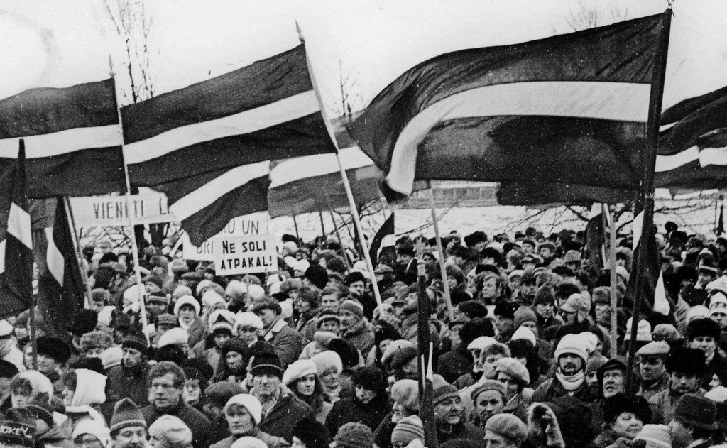 Janvāris Mežāres pamatskolā - vēsturiskos notikumus atceroties
