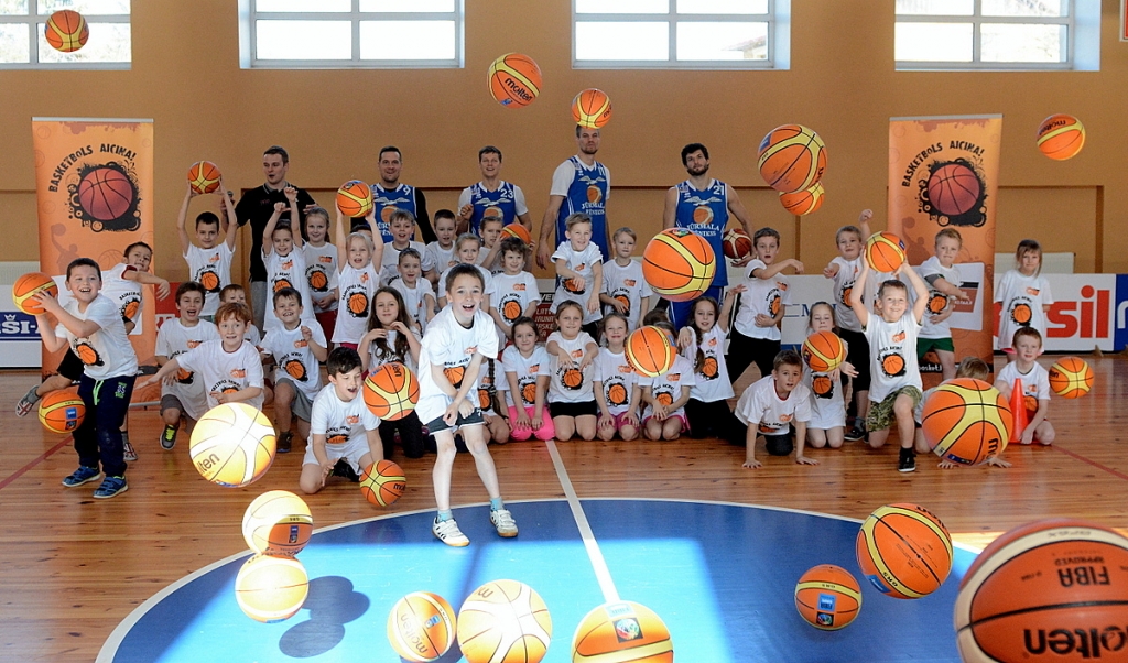 „Basketbols aicina” pirmais pasākums Madonā