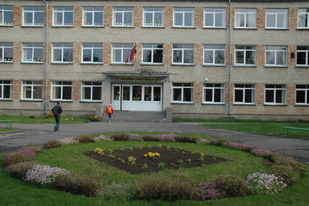 Jēkabpils pamatskolas 5.c klase kļūst par lasošo klasi