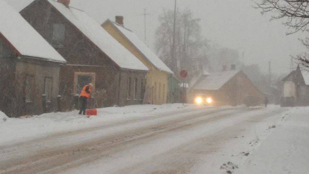 Jēkabpils atbildīgajiem dienestiem putenis problēmas nesagādā (AUDIO)