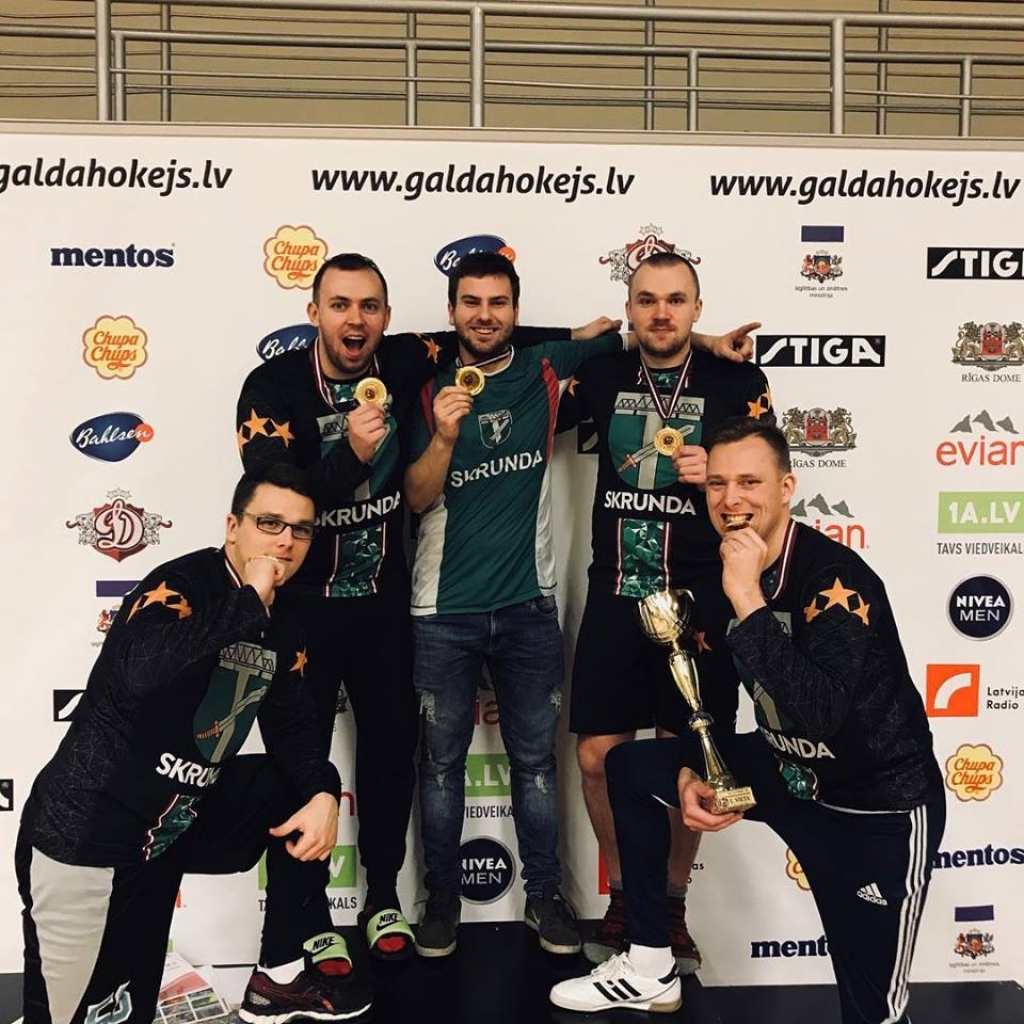 Galda hokeja aktualitātes