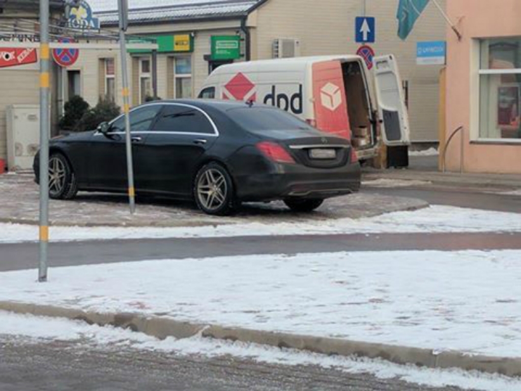 Aculiecinieks: Vecpilsētas laukums nebeidz pārsteigt