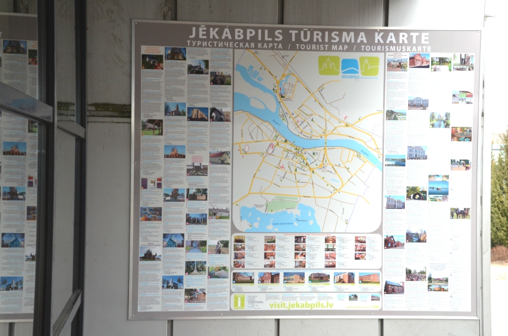 Pie Jēkabpils autoostas uzstādīta tūrisma karte