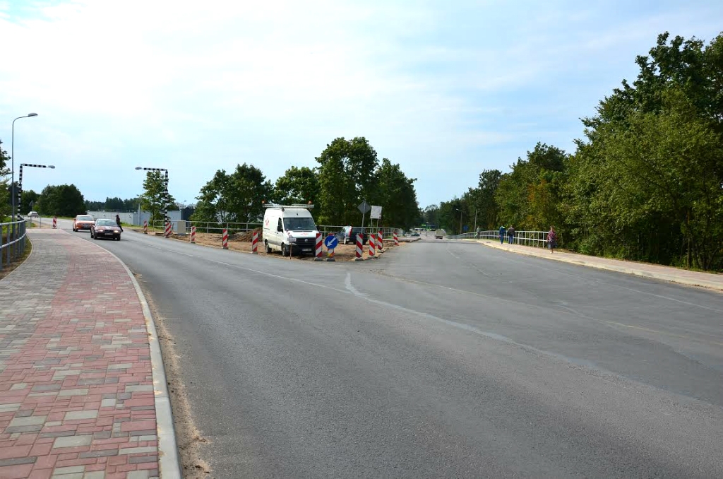 Ierobežota transporta kustība uz tilta pār Daugavu (SHĒMA)