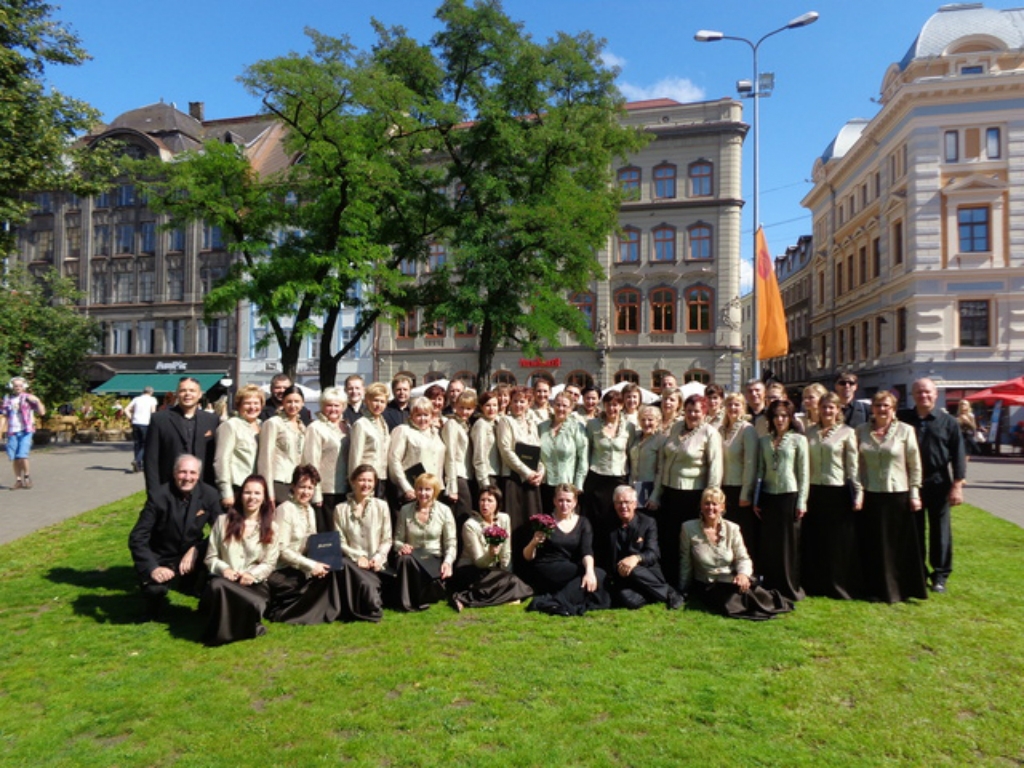 Koris "Noskaņa" saņem Zelta pakāpes diplomu (FOTO)