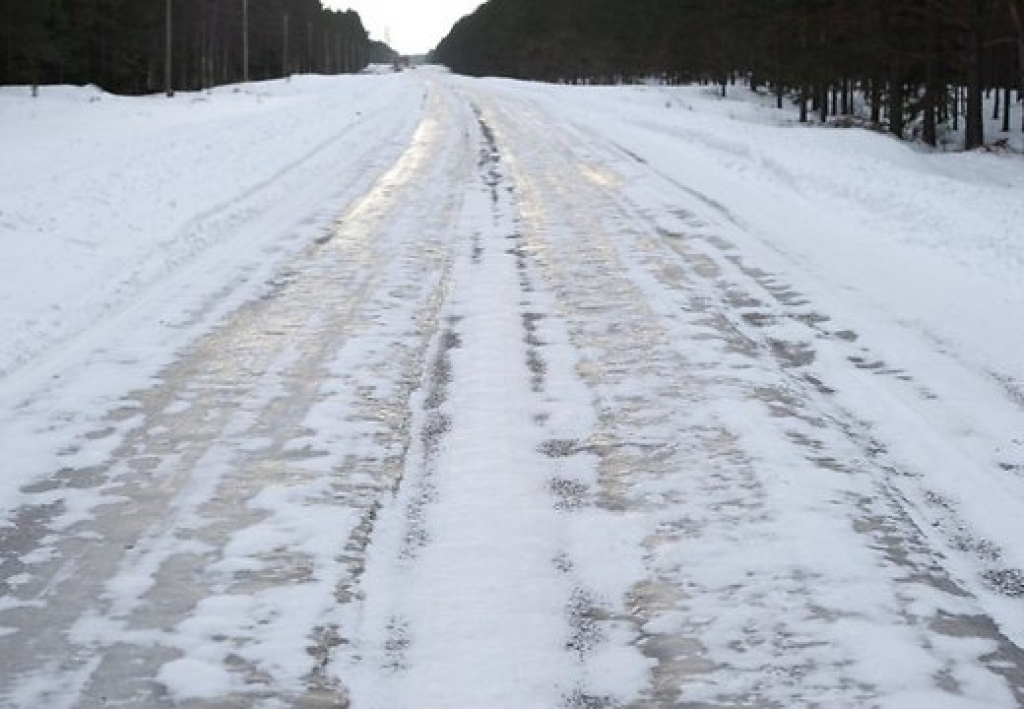 LVC: starpsezonā aicinām autovadītājus būt īpaši uzmanīgiem un informēt par apgrūtinātiem braukšanas apstākļiem