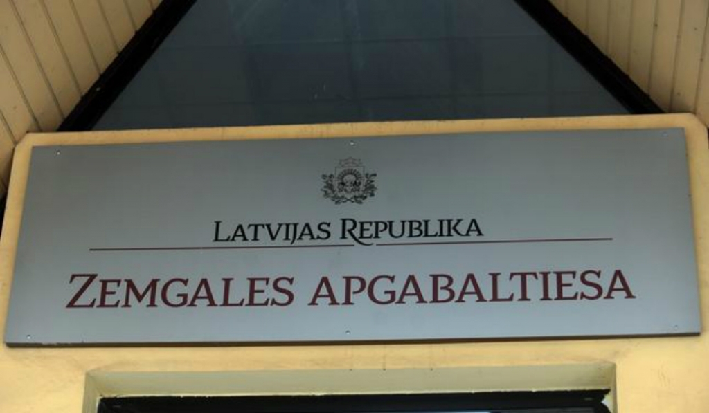 Zemgales apgabaltiesa līdz maijam atliek pārsūdzēto Jēkabpils spēļu zāles aplaupīšanas lietu