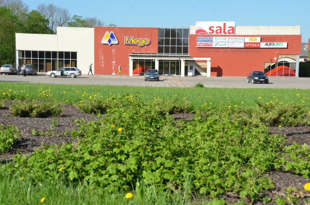 Tirdzniecības centrā ''Sala'' nostrādā signalizācija (PAPILDINĀTA)